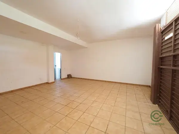 Chalet independiente en Gelida 239m2 con garaje y terraza