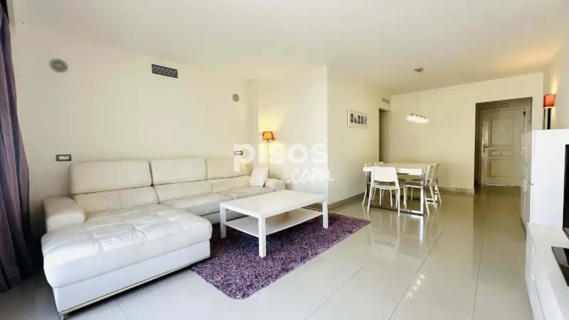 Dúplex en Venta en Urbanización Cerrada con Excelentes Instalaciones