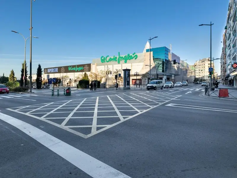 Traspaso Estanco Granada Centro Hipercor Negocio Rentable