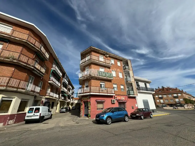 Piso en venta en Yunquera De Henares