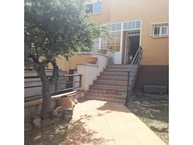 Casa Unifamiliar 5 Dormitorios 3 Baños Los Rosales