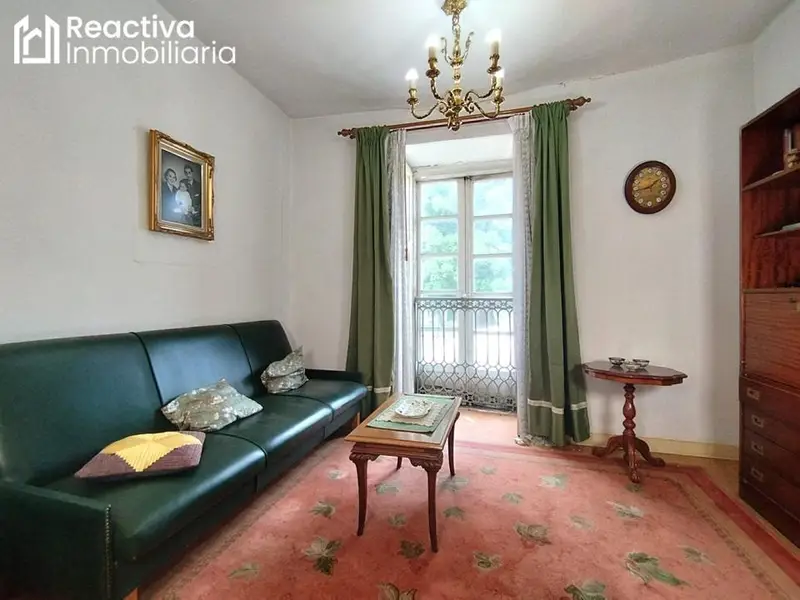 Venta de piso para reformar en Santiago de Compostela