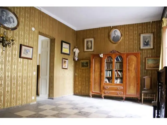 Casa en Amer Girona para reformar 4 plantas