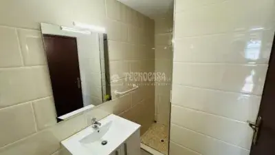 Casa adosada 10 habitaciones Montoro