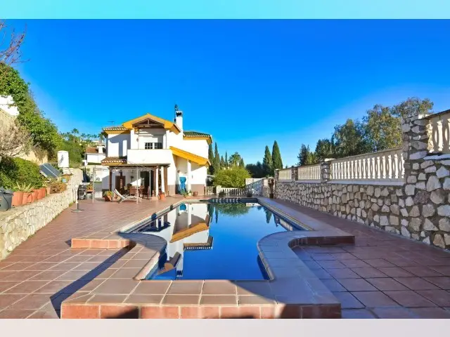 Villa de Lujo 5 Dormitorios Mijas