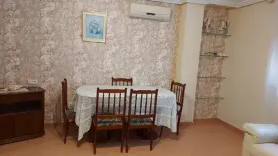 Piso en Alquiler Zona Centro - 1 Dormitorio Amueblado