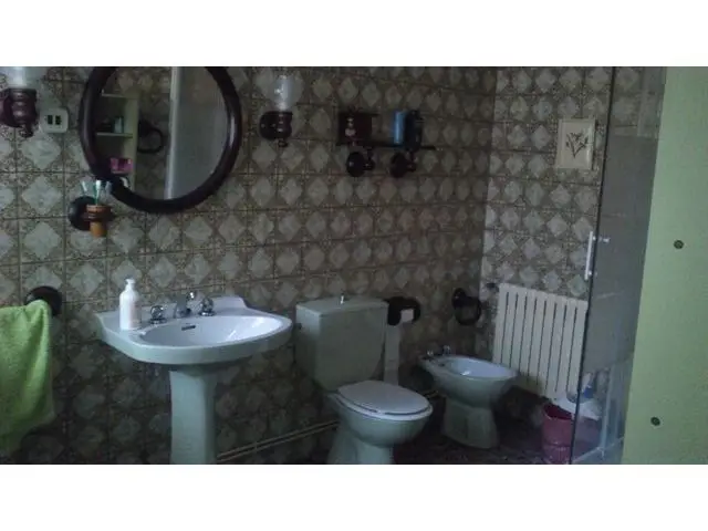 Chalet en Venta Santiago de Compostela: Casa para Restaurar