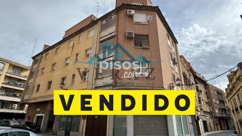 Piso en venta en Calle de Santa Lucía