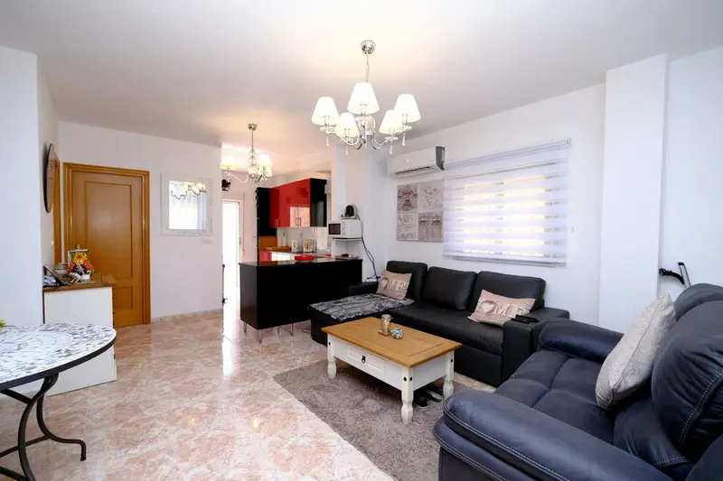 Villa de 3 dormitorios en Villamartin cerca de la playa
