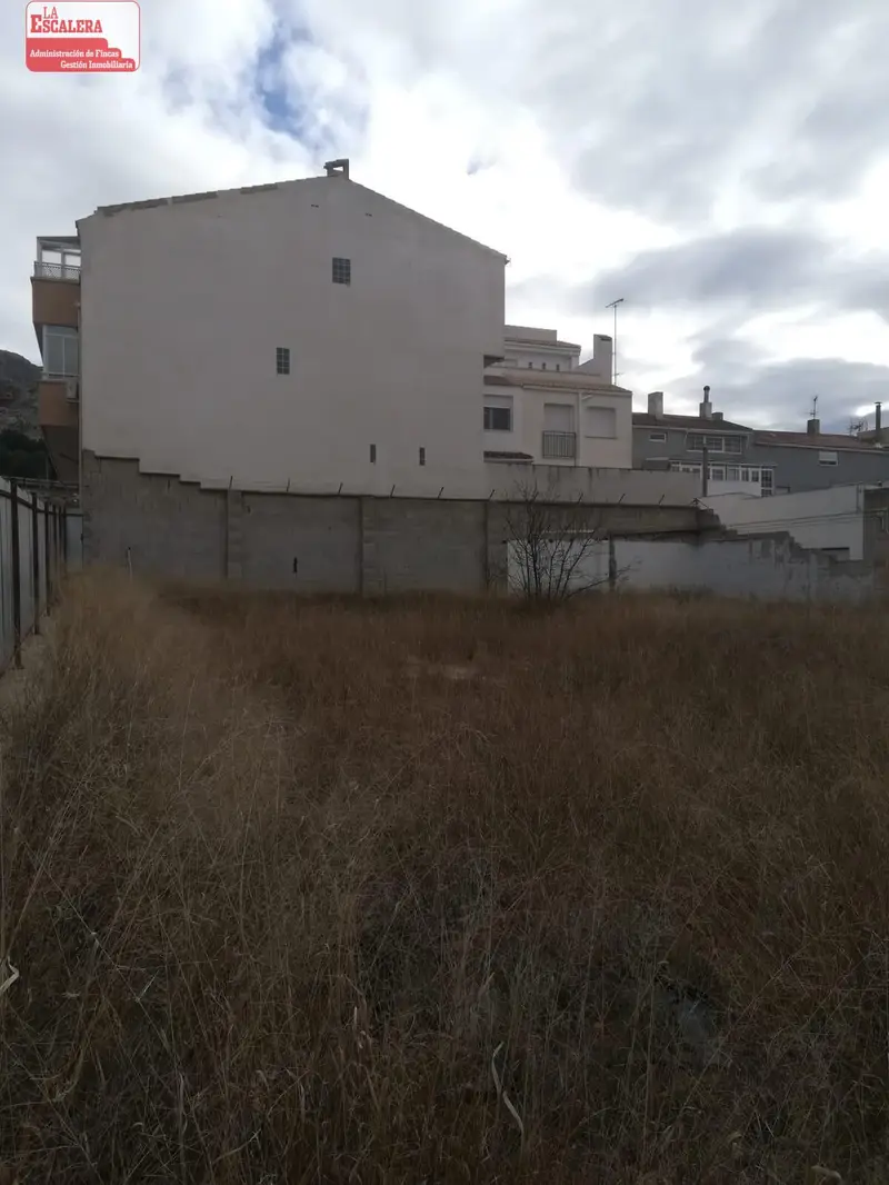 Venta Solar Villena 840m2 Residencial 17 Viviendas