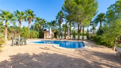 Chalet unifamiliar en venta en Lloseta con piscina