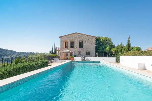 Villa de Lujo en Galilea Mallorca con Vistas Panorámicas