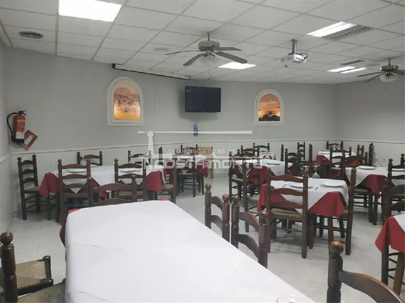 Venta Local Comercial Cee - Meson Historico