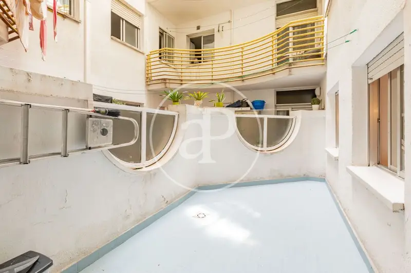 Apartamento en Alquiler en Raimundo Fernández Villaverde