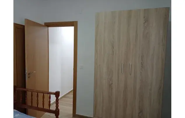 Alquiler piso 4 dormitorios Granada zona Pedro Antonio Alarcon