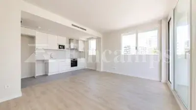 Piso en venta en Carrer del Regne Unit