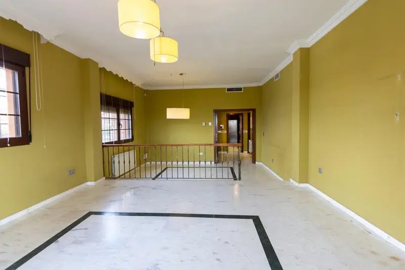 Chalet con Piscina en Dílar Cañadas del Parque
