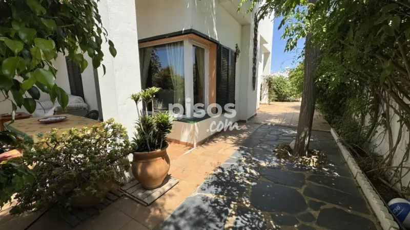 Casa Pareada en Urbasur Islantilla Primera Linea de Playa