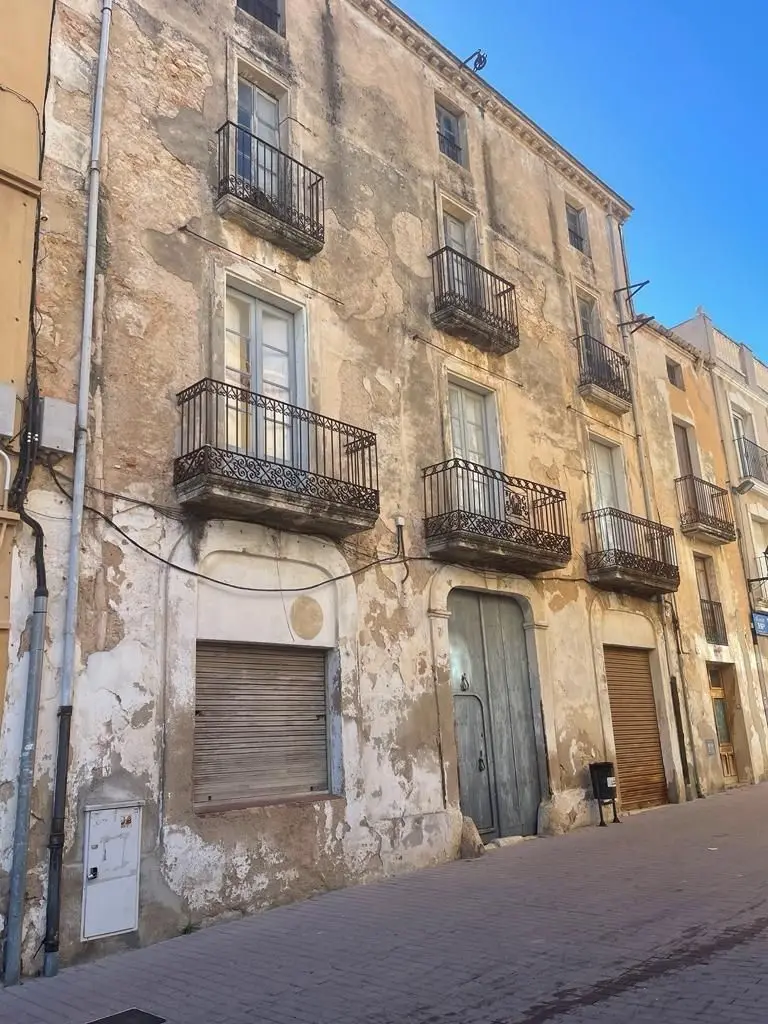 Venta 4 Pisos a Estrenar Centro LArboc 430m2 Remate