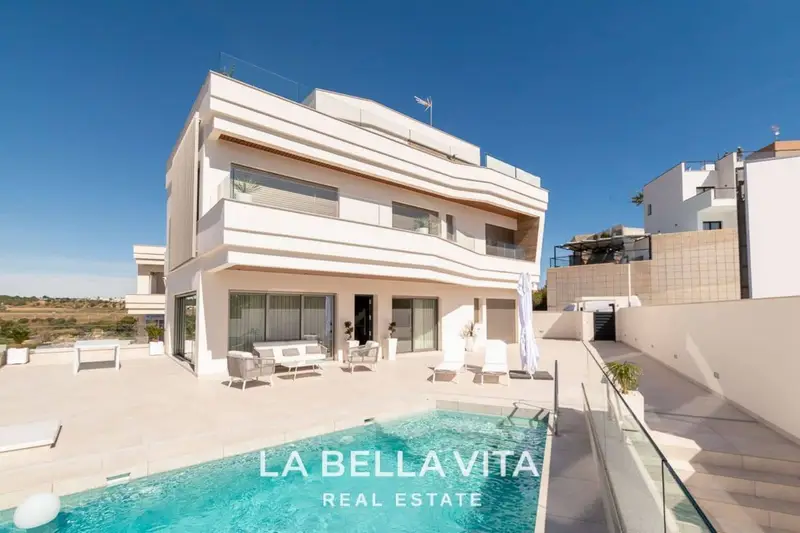 Chalet de Lujo en Campoamor Orihuela Costa