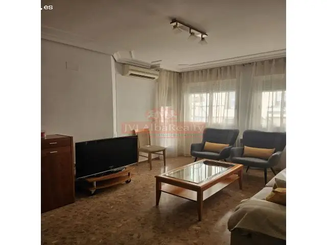 Alquiler Piso Amueblado 3 Dorm 2 Baños Calle Tejares
