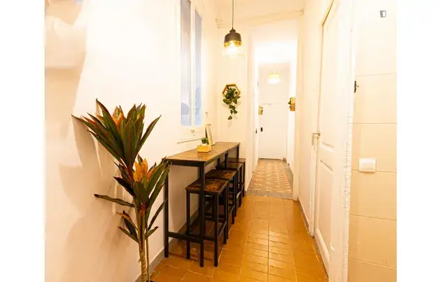 Alquiler Apartamento 6 Dormitorios Barcelona 3-24 Meses