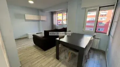 Piso en Alquiler Centro Joven Alcorcon Reformado Amueblado Trastero
