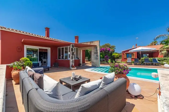 Villa 4 Dormitorios Punta Prima Menorca Playa Piscina Garajes