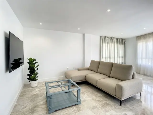 Apartamento 3 Dormitorios Malaga 139m2 2 Banos