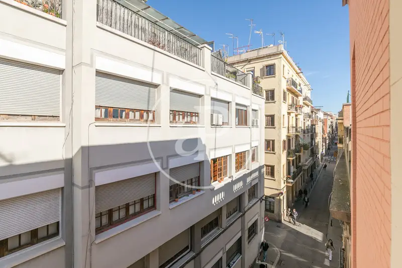Venta 2 Pisos Alquilados Gracia Cerca Plaza Nord