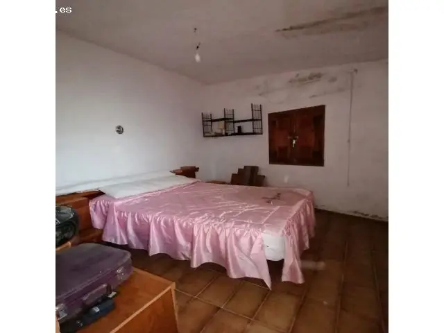 Casa para Reformar con Muchas Posibilidades