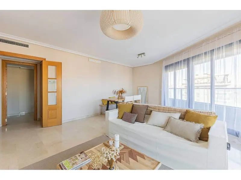 Piso en Venta Penya Roja Valencia 142m 3 Dormitorios 2 Baños
