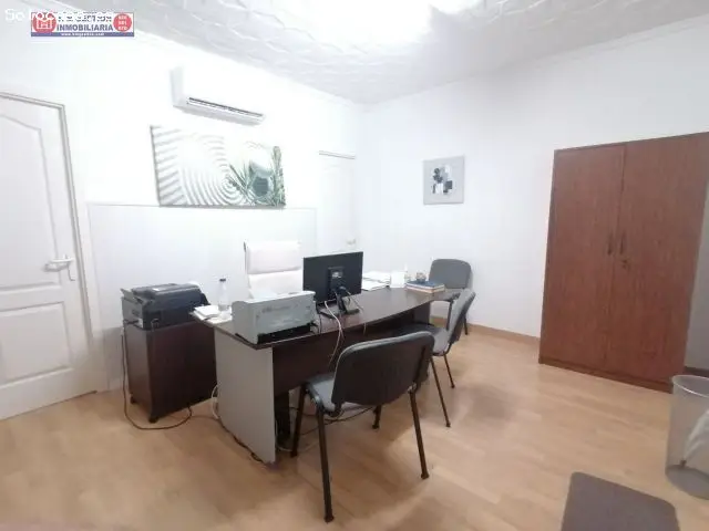 Local Comercial con Vivienda en Alcázar de San Juan