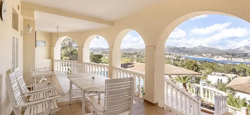 Chalet en Venta Santa Ponsa Mallorca Vistas al Mar 4 Dormitorios