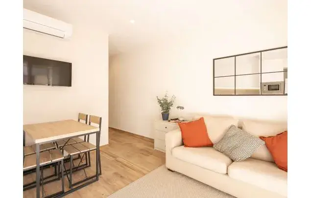 Estudio 70m2 Vila de Gracia Barcelona Amueblado Wifi