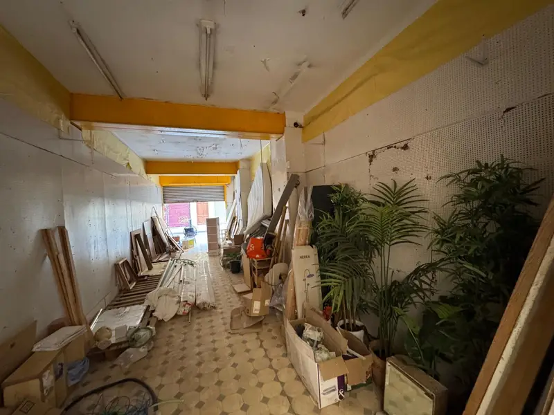Venta Local Comercial Lujo Calella 43m2 Patio Trasero