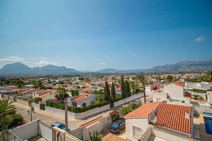 6 Bed Villa for sale