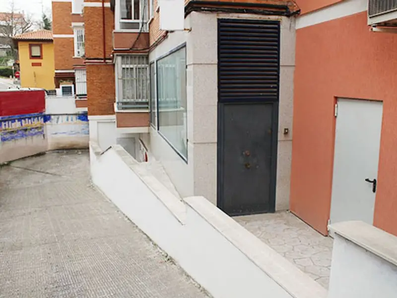 venta Garaje en Valdezarza, Madrid (52993463)- Globaliza