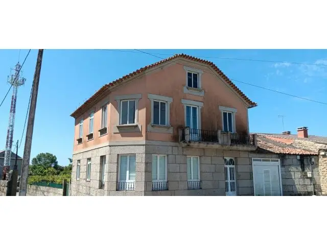 Casa en Vilanova de Arousa para Reformar con Finca