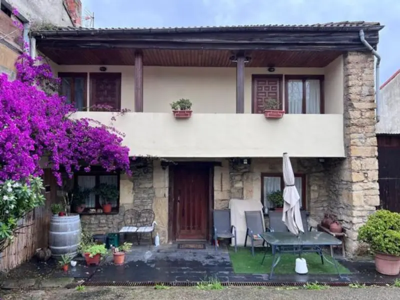 Chalet en Gudin Corvera Asturias 3 dormitorios garaje 70m2