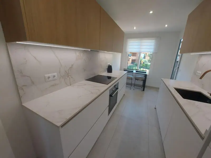 Apartamento en Primera Linea de Playa La Duquesa Malaga