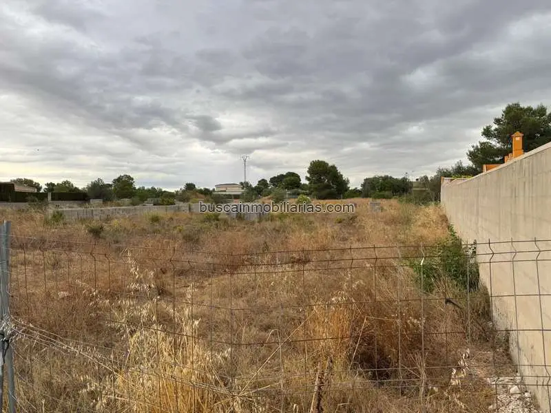 Parcela Rustica 859m2 en La Pobla Vallbona