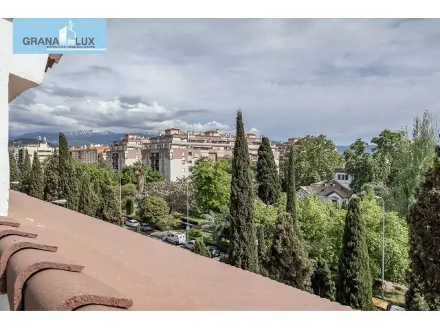 Atico Duplex en Granada con Garaje y Terraza