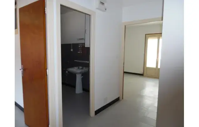 Rent 3 bedroom apartment of 64 m² in Amélie-les-Bains-Palalda