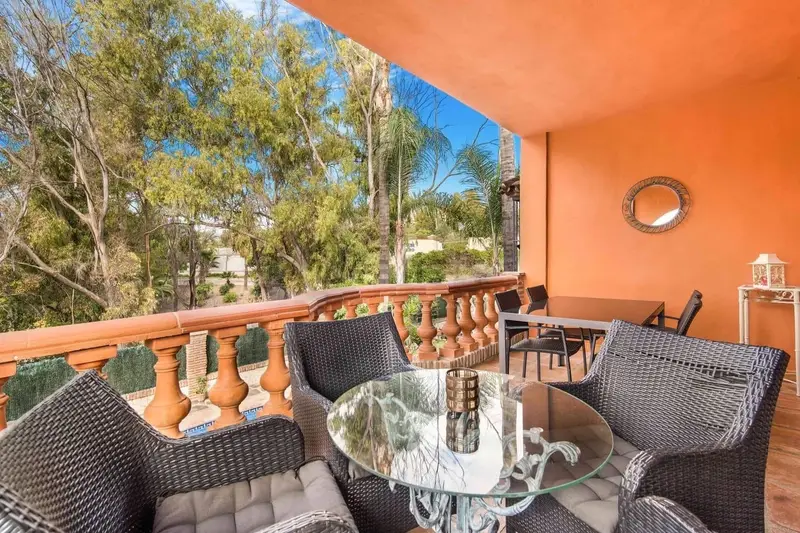 Villa de Lujo en Nueva Andalucía 5 Dormitorios 4 Baños