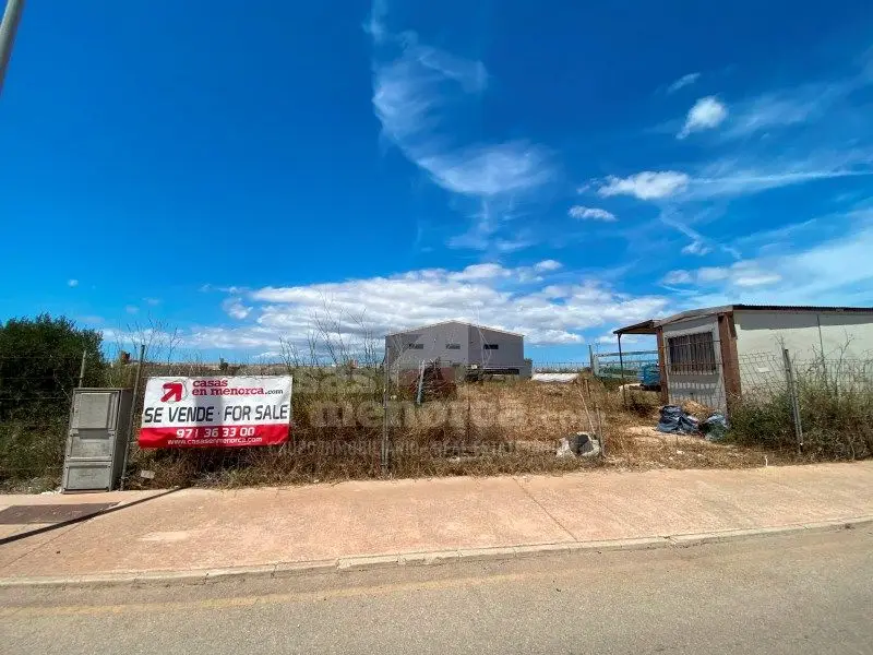 Venta Parcela Industrial Sant Llus 900m2 Ref 4809