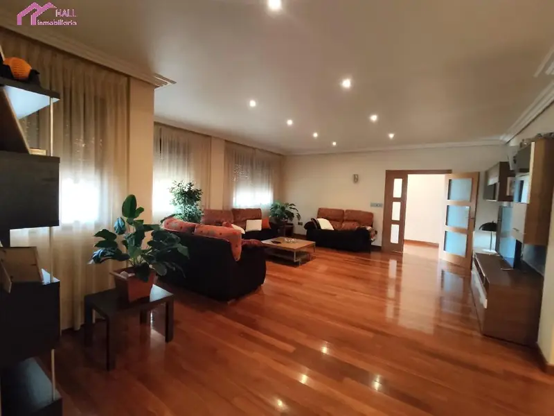 Venta Chalet Lujo 4 Habitaciones El Raal