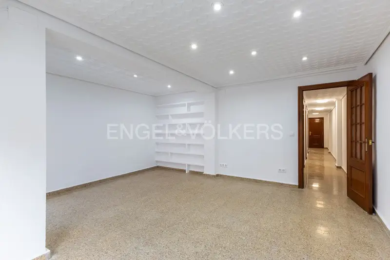 Apartamento en Burjassot Valencia Cerca del Metro 2 Dormitorios