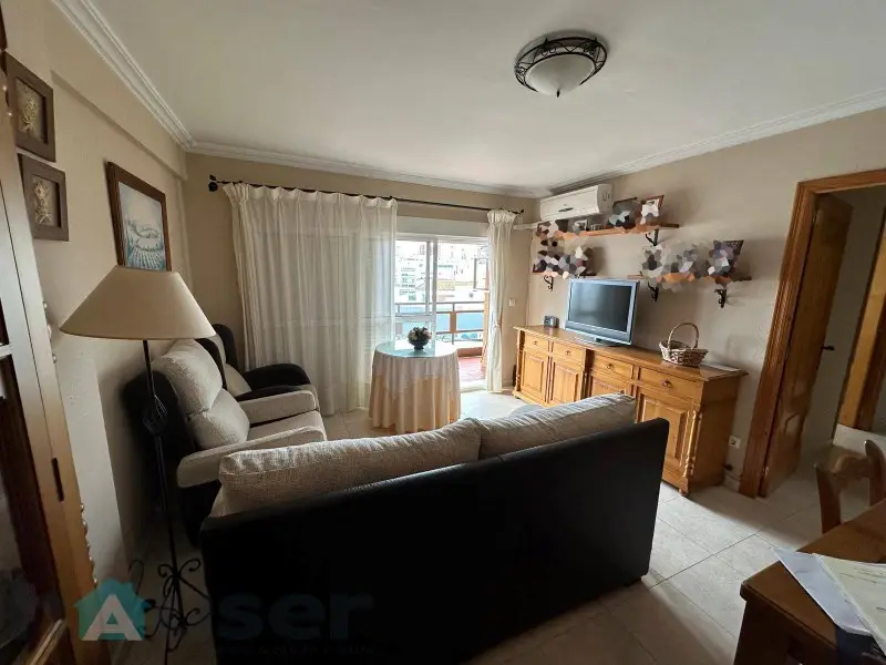 Venta Piso de 3 habitaciones en Las Casas - Ref: HA-216