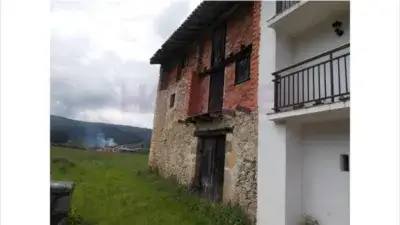 Chalet en venta en Mollaneda Valle de Liendo